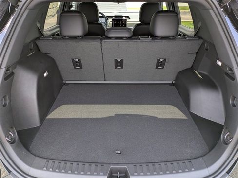 New 2025 GMC Terrain Elevation w/ Elevation Premium Package image 16