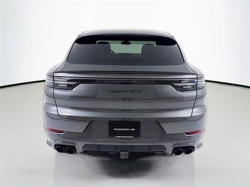 Used 2021 Porsche Cayenne GTS AWD/4WD image 25
