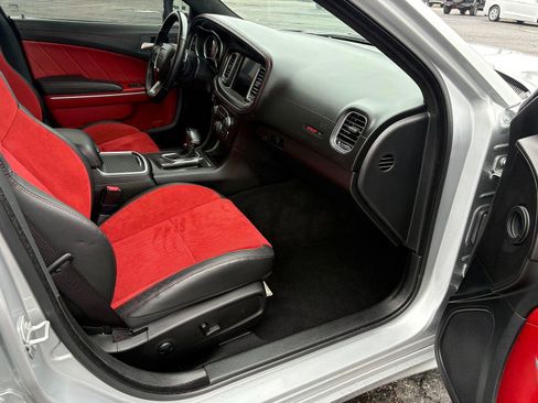 Used 2022 Dodge Charger Scat Pack image 10