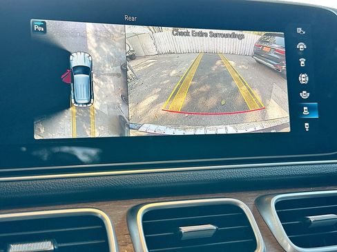 Used 2022 Mercedes-Benz GLE 350 image 14