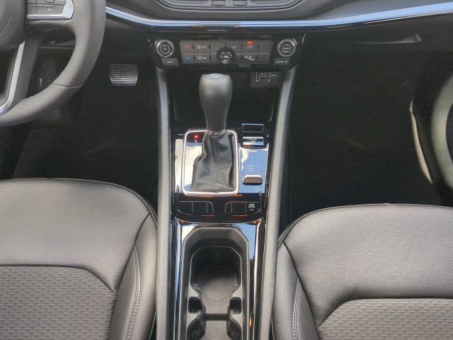 Used 2025 Jeep Compass Latitude w/ Altitude Special Edition AWD/4WD image 21