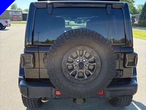 Used 2021 Jeep Wrangler Unlimited Rubicon w/ Trailer Tow Package AWD/4WD image 5