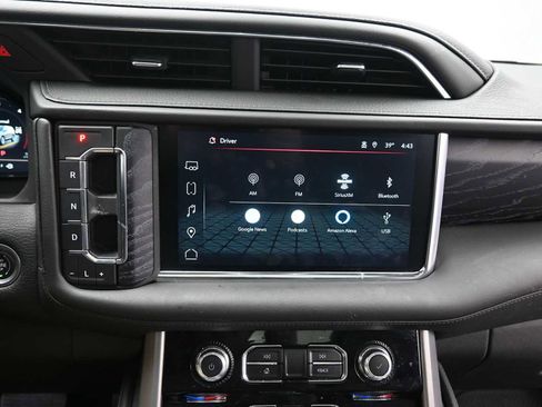 Used 2023 GMC Yukon XL Denali w/ Denali Reserve Package image 15