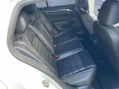 Used 2019 Volkswagen Golf R 4-Door image 24