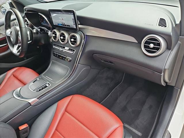 Used 2021 Mercedes-Benz GLC 300 image 21