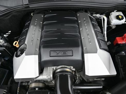 Used 2010 Chevrolet Camaro SS image 17