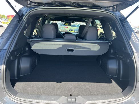 Used 2026 Subaru Forester Premium AWD/4WD image 25