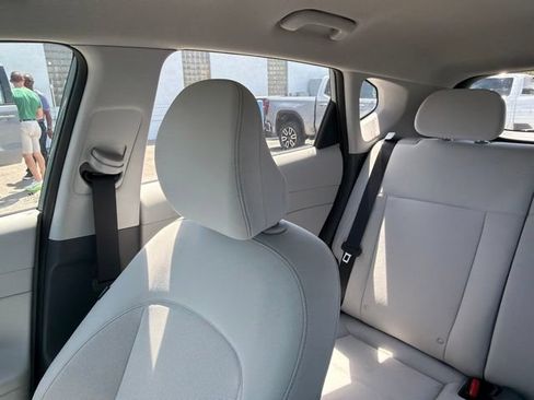 Used 2026 Hyundai Kona SE FWD image 55
