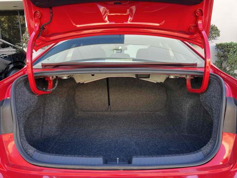 Used 2019 Volkswagen Jetta S image 67