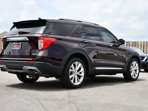Used 2023 Ford Explorer Platinum w/ Technology Package AWD/4WD image 7