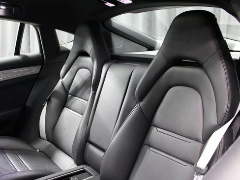 Used 2023 Porsche Panamera 4S image 26