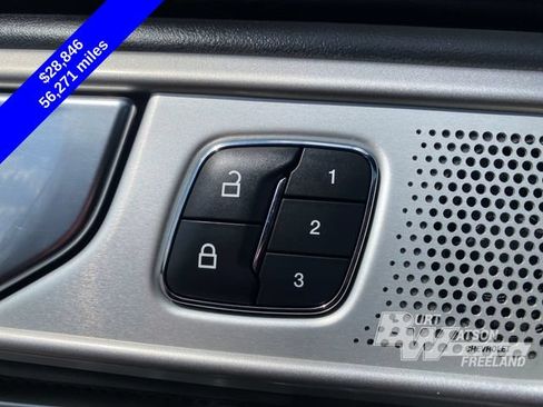 Used 2020 Ford Explorer Platinum AWD/4WD image 34
