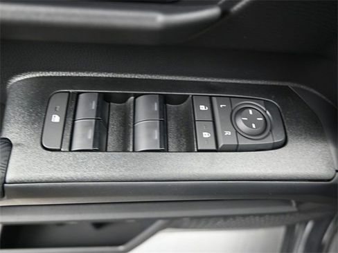 New 2026 Toyota 4Runner SR5 image 9