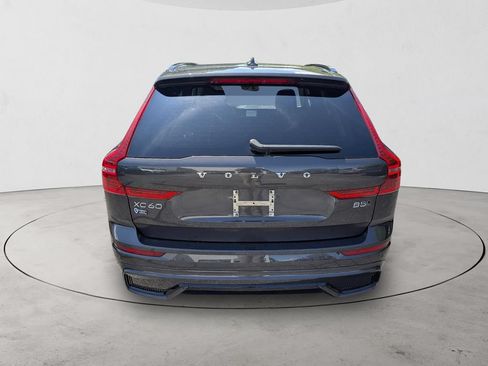Certified 2025 Volvo XC60 B5 Core AWD/4WD image 6