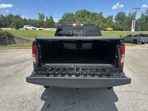 Used 2020 RAM 1500 Big Horn AWD/4WD image 18