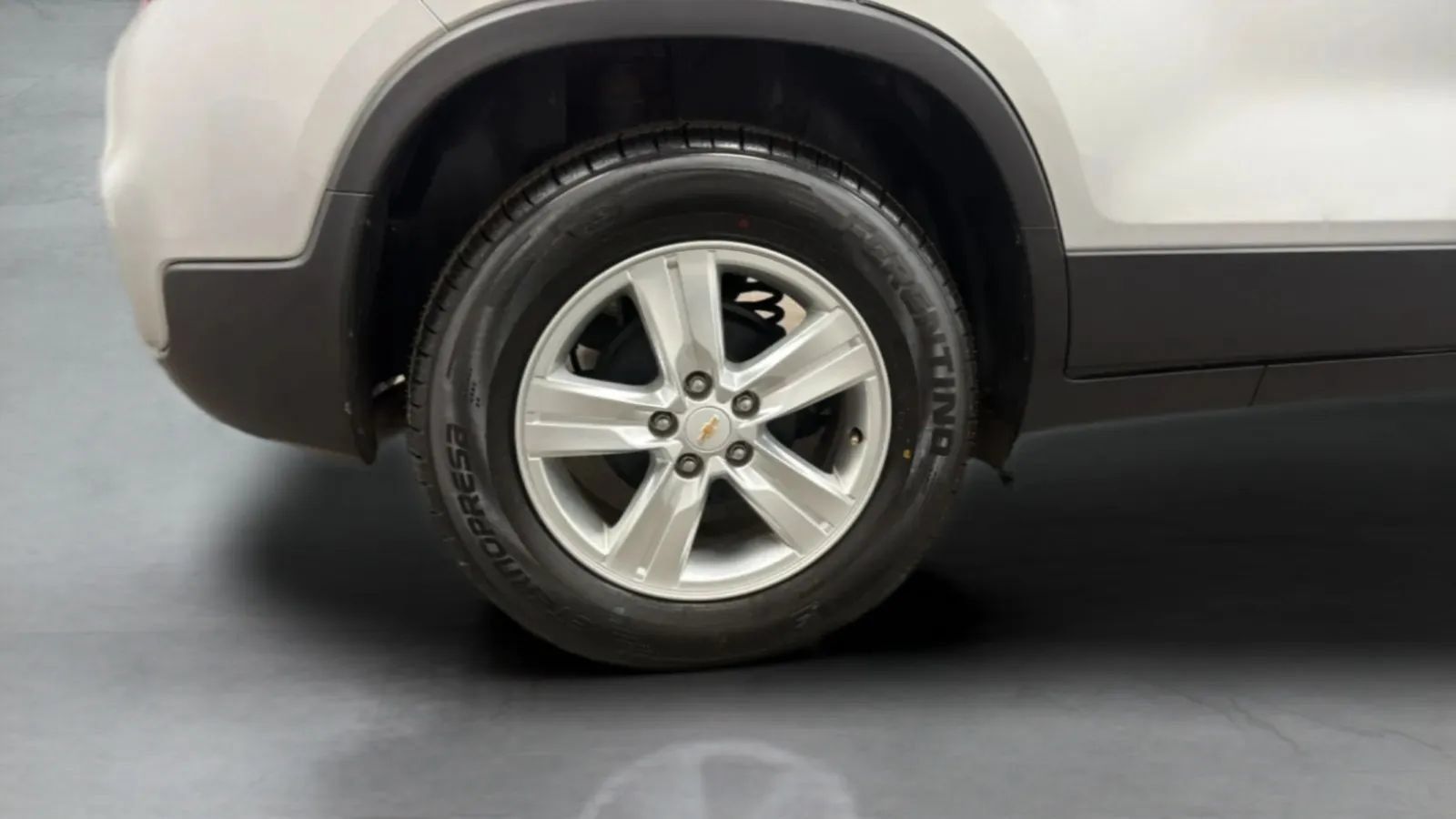 Used 2018 Chevrolet Trax LT w/ LT Convenience Package FWD image 27