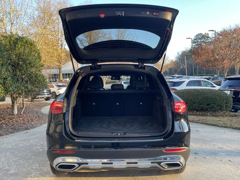 Certified 2025 Mercedes-Benz GLC 300 4MATIC image 9