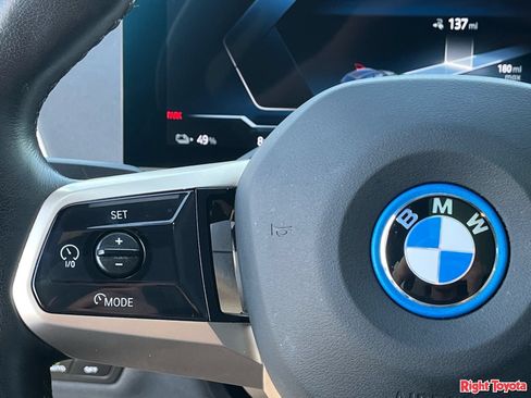 Used 2025 BMW iX xDrive50 w/ Sport Package AWD/4WD image 22