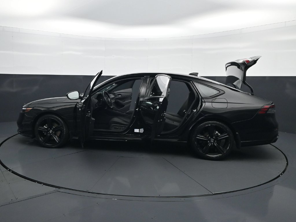 Used 2025 Honda Accord Sport image 67