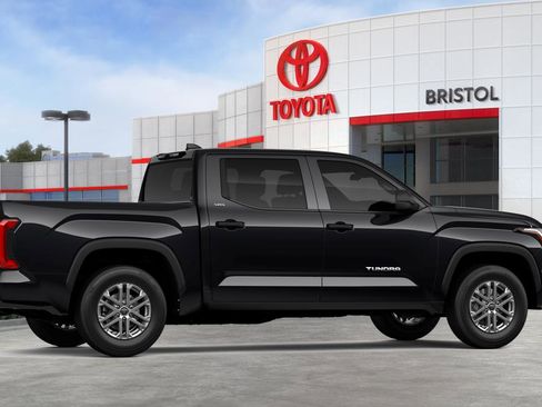 New 2026 Toyota Tundra SR5 AWD/4WD image 11