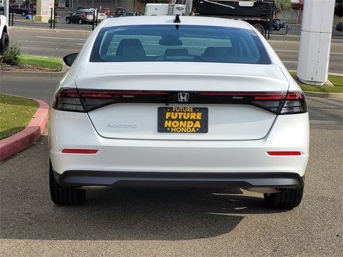 New 2025 Honda Accord SE image 6