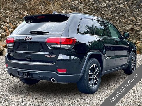 Used 2019 Jeep Grand Cherokee Trailhawk w/ Interior Metal Package AWD/4WD image 2