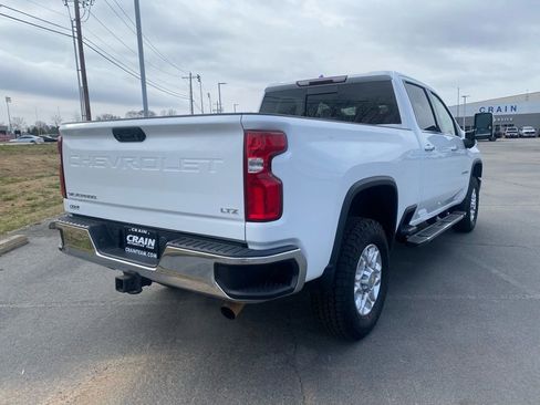 Used 2022 Chevrolet Silverado 2500 LTZ w/ LTZ Convenience Package AWD/4WD image 7
