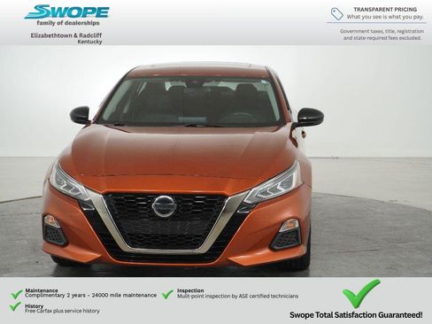 Used 2021 Nissan Altima 2.5 SR w/ SR Premium Package FWD image 9