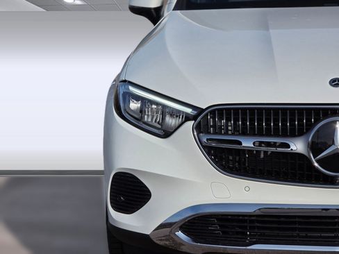 Used 2026 Mercedes-Benz GLC 300 4MATIC image 18