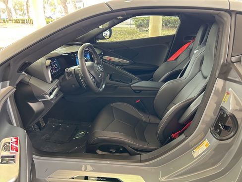 Used 2024 Chevrolet Corvette Z06 image 5