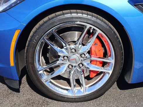 Used 2014 Chevrolet Corvette Stingray Coupe w/ 2LT Preferred Equipment Group image 11