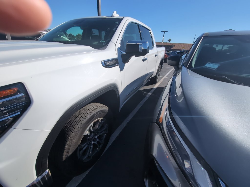 Used 2026 GMC Sierra 1500 SLT RWD image 9
