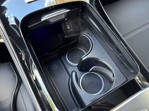 Certified 2025 Mercedes-Benz GLC 300 4MATIC image 31