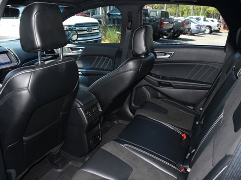 Used 2020 Ford Edge ST w/ Equipment Group 401A image 16