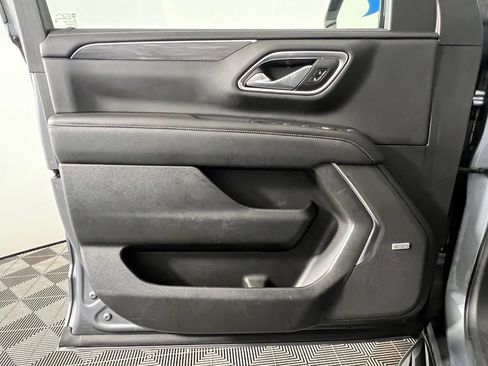 Used 2021 GMC Yukon XL SLT w/ SLT Premium Package AWD/4WD image 19