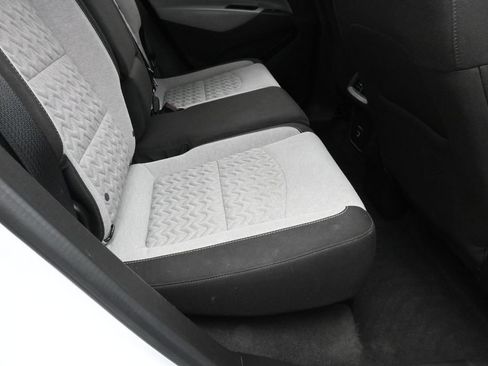 Used 2024 Chevrolet Equinox LS w/ LS Convenience Package FWD image 35