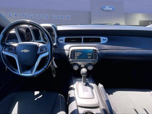 Used 2013 Chevrolet Camaro LT RWD image 7
