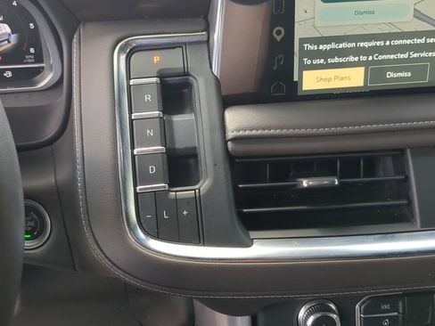 Used 2023 GMC Yukon SLE image 19