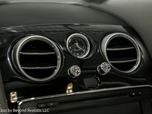 Used 2017 Bentley Continental GT V8 S image 34