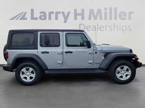 Used 2020 Jeep Wrangler Unlimited Sport S image 6