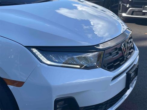 New 2026 Honda Odyssey Sport-L image 9