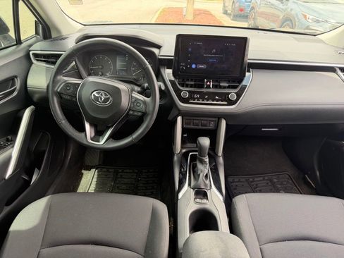 Used 2024 Toyota Corolla Cross LE FWD image 20