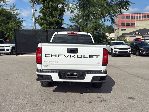 Used 2021 Chevrolet Colorado Z71 AWD/4WD image 4