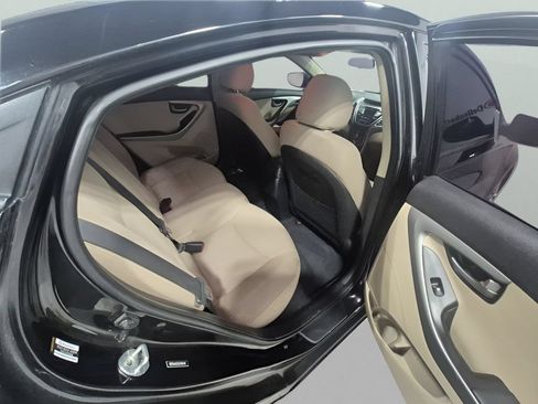 Used 2016 Hyundai Elantra SE FWD image 31