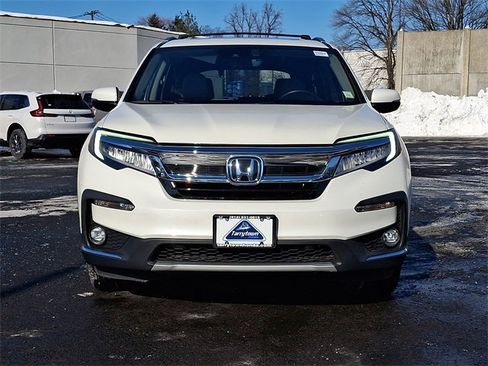 Certified 2019 Honda Pilot Touring image 2