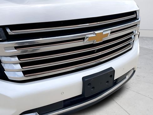 Used 2021 Chevrolet Tahoe High Country w/ Premium Package RWD image 34