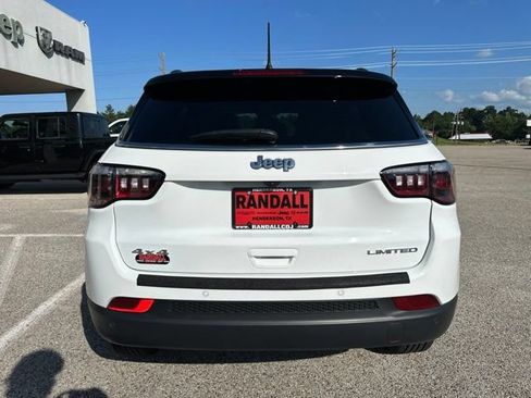 Used 2025 Jeep Compass Limited AWD/4WD image 6