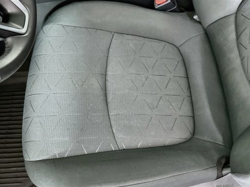 Certified 2020 Toyota RAV4 XLE w/ Convenience Package AWD/4WD image 19