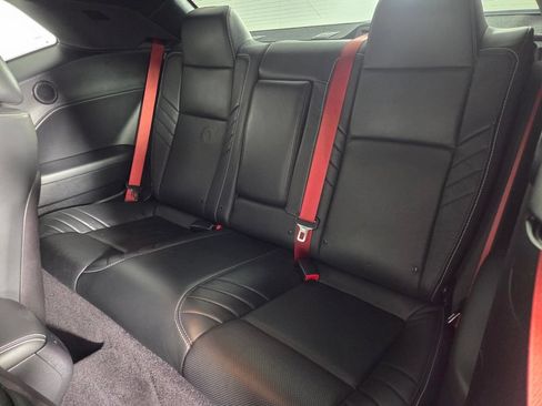 Used 2016 Dodge Challenger SRT Hellcat RWD image 23