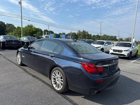 Used 2015 BMW 750Li xDrive AWD/4WD image 5